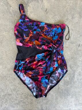 Colorful One-Shoulder Floral Print Swimsuit
